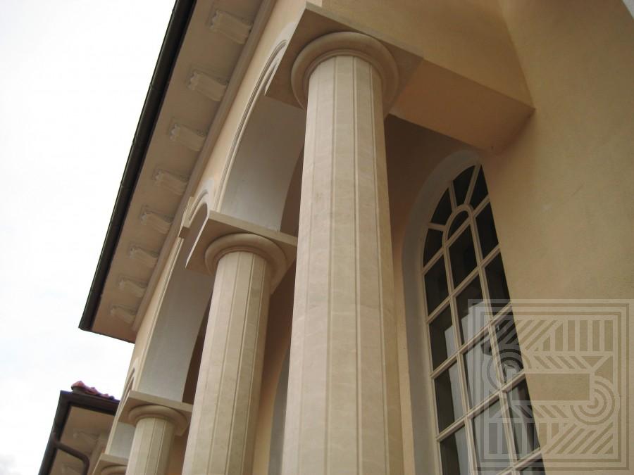 Облицювання колон мармуром Crema Marfil columns - Oblitsovka kolon mramorom Crema Marfil 2