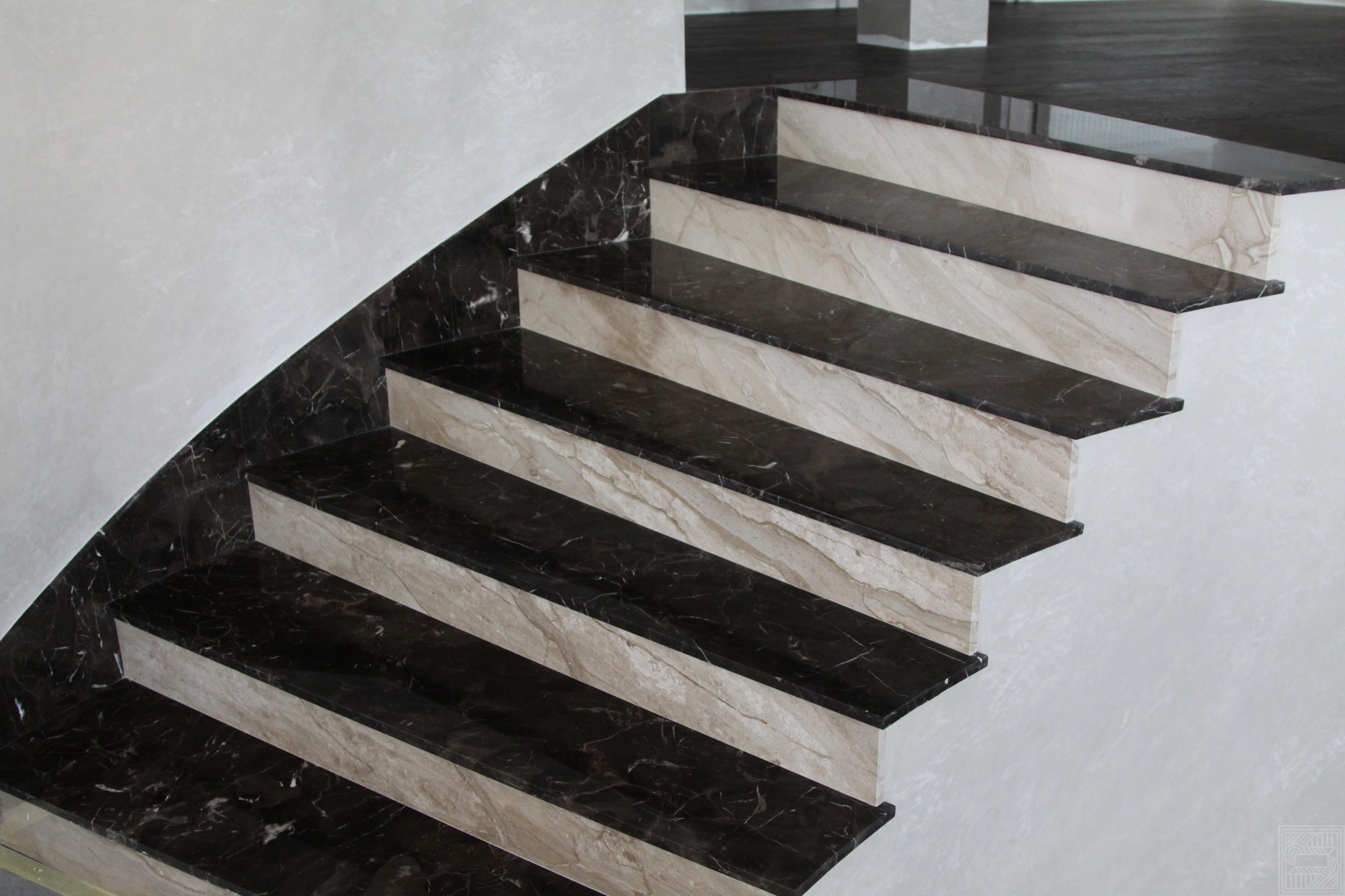 Сходи з мармуру Oriental Brown та Daino stair-marble - IMG 6673