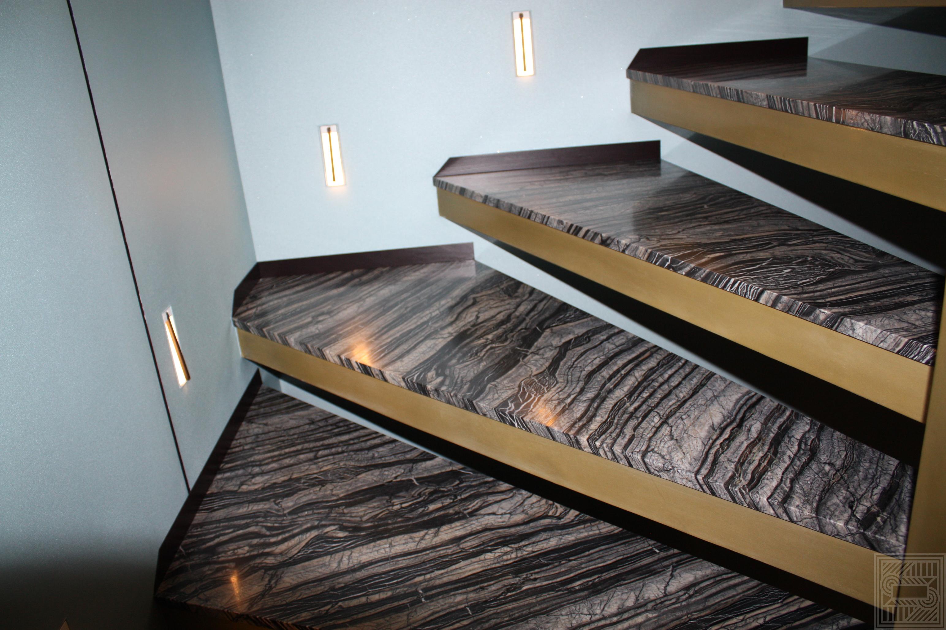 Сходи з мармуру Silwer Wave stair-marble - IMG 9026