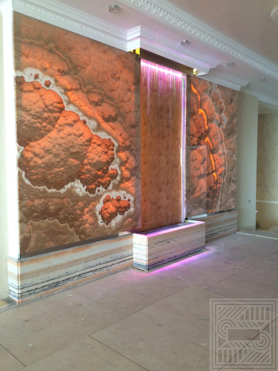 Облицовка стены Onice Nuvolatto и мрамором Rosso Duomo 20 мм walls - Oblitsovka stneny Onice Nuvolatto i mramorom Rosso Duomo 20 mm 2