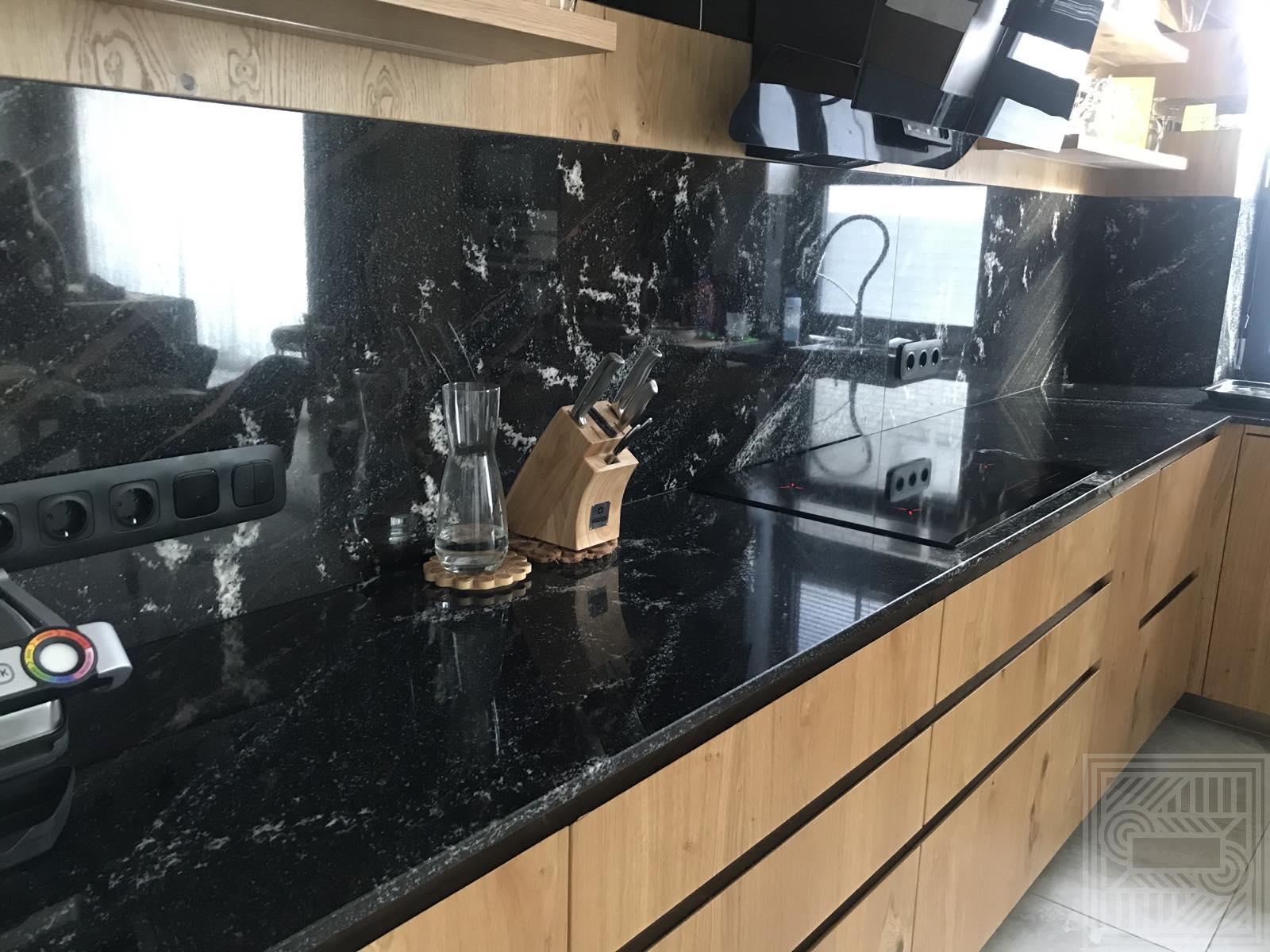 Кухонна стільниця та фартух з граніта Nordic Sanset worktop-granite - Stoleshnitsa iz graina Nordic Sanset