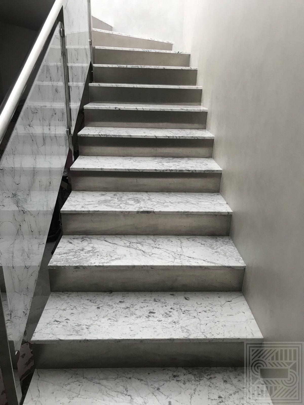 Сходи з мармуру Bianco Carrara stair-marble - Stupeni iz mramora Bianco Carrara2