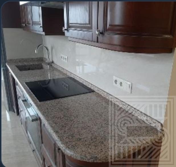 Гранітна стільниця з Rosa Porrino з мийкою, сушкою та плінтусом worktop-granite - Granitnaya s Rosa Porrino s mojkoj i plintusom3
